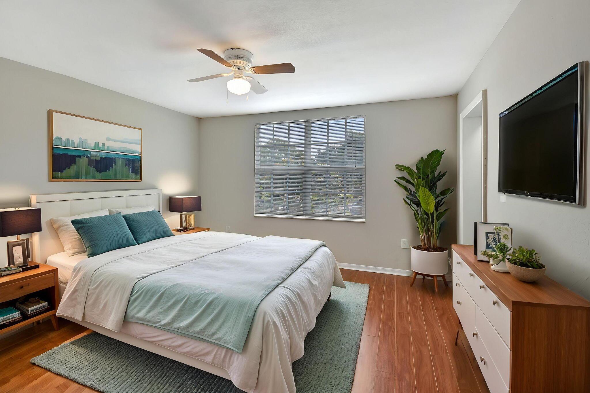 15155 Michelangelo Boulevard 201