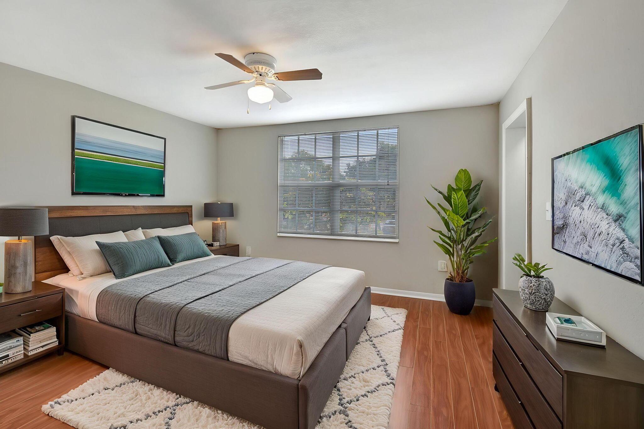 15155 Michelangelo Boulevard 201