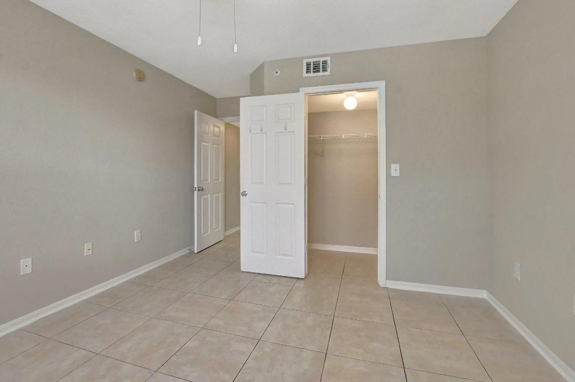 15035 Michelangelo Boulevard 203