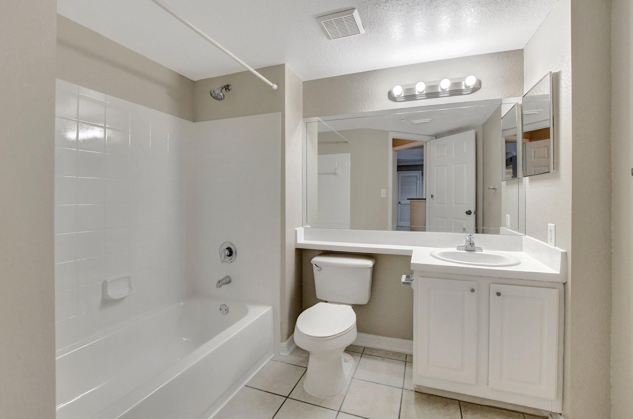 15035 Michelangelo Boulevard 203