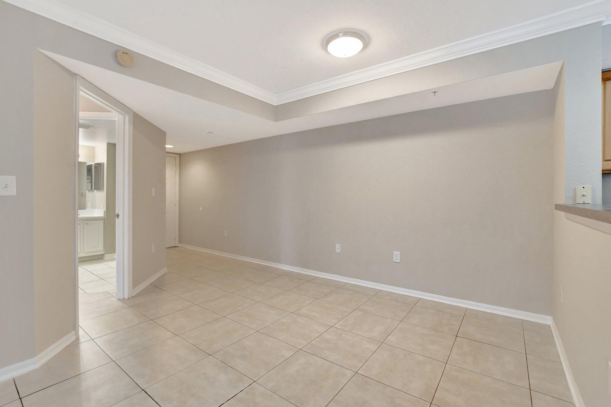 15035 Michelangelo Boulevard 203