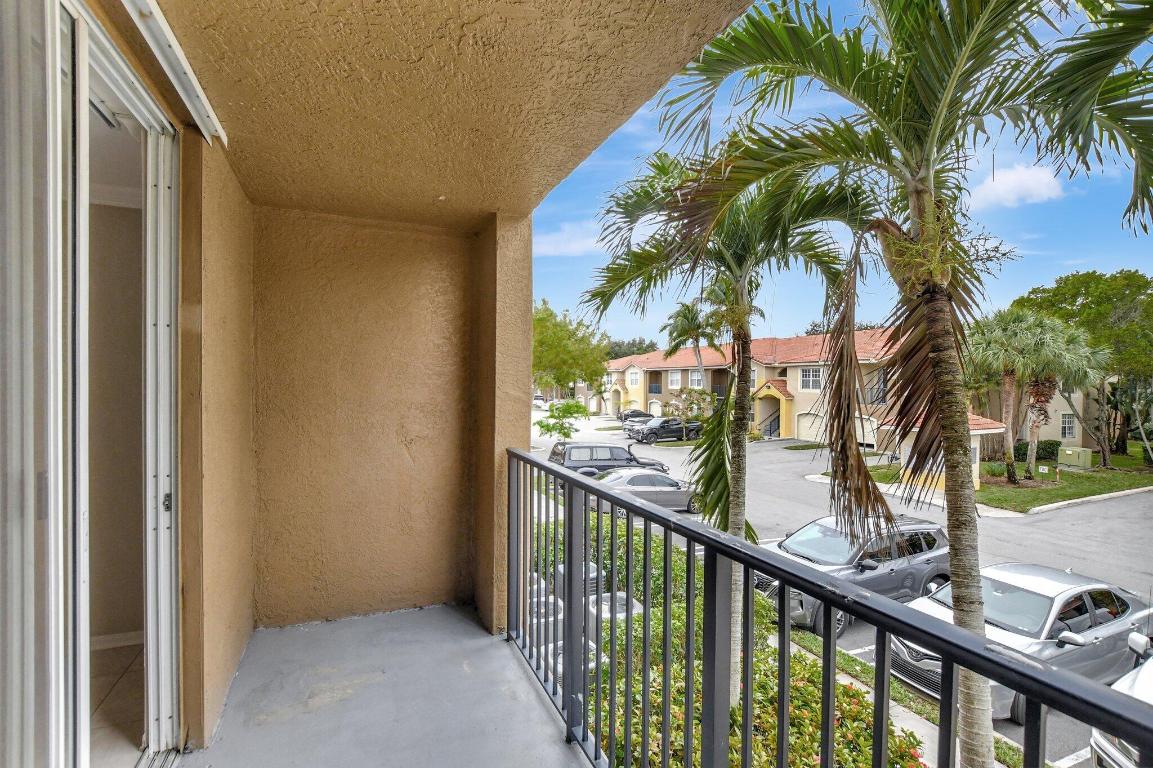 15035 Michelangelo Boulevard 203