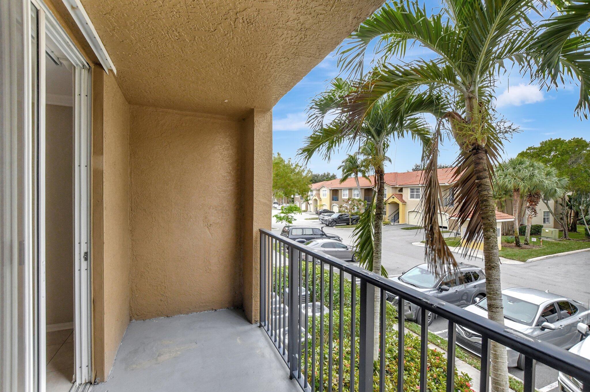 15035 Michelangelo Boulevard 203