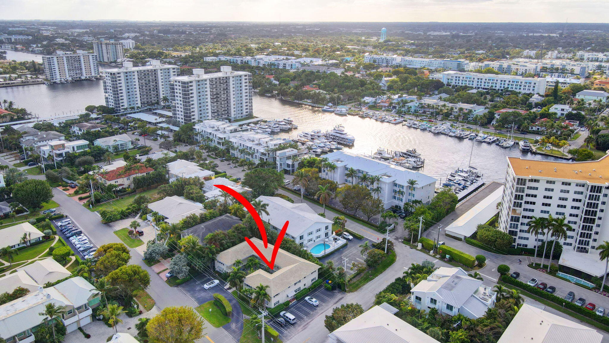100 Venetian Drive 3
