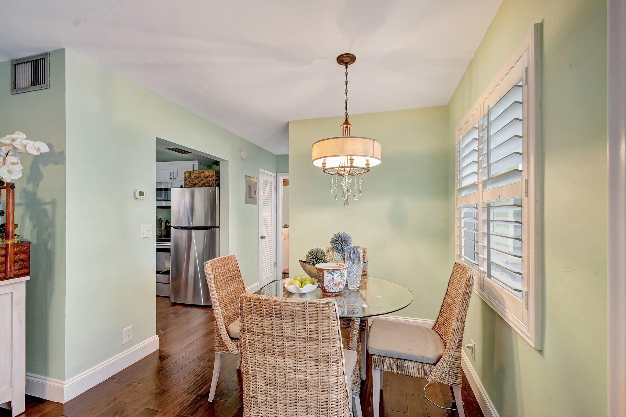 100 Venetian Drive 3