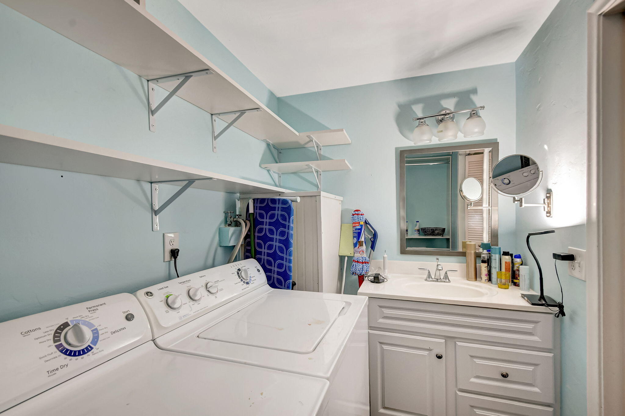 100 Venetian Drive 3