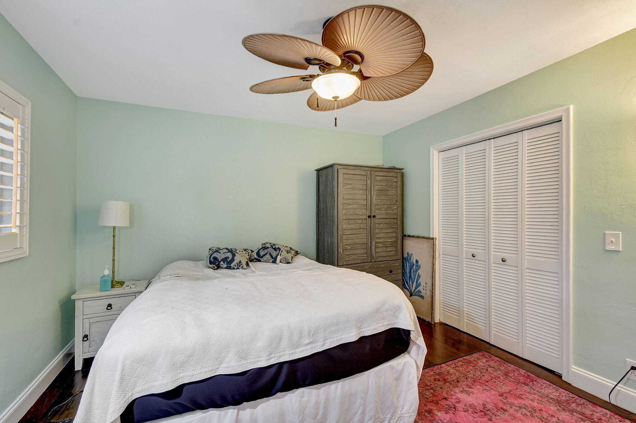 100 Venetian Drive 3