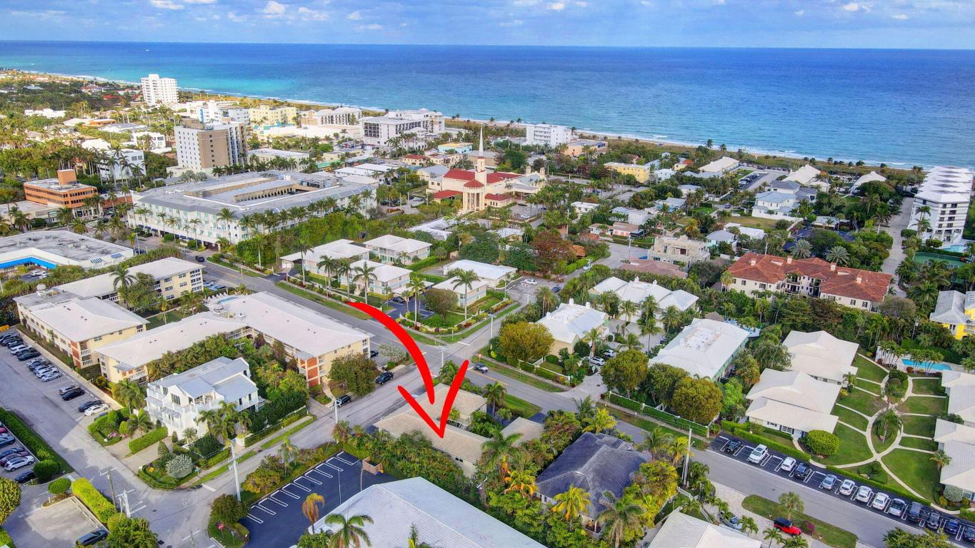 100 Venetian Drive 3