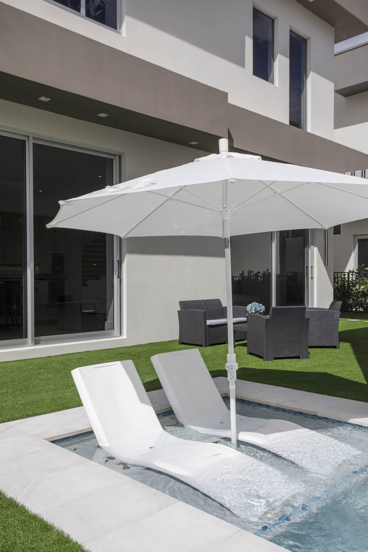 337 S Swinton Avenue