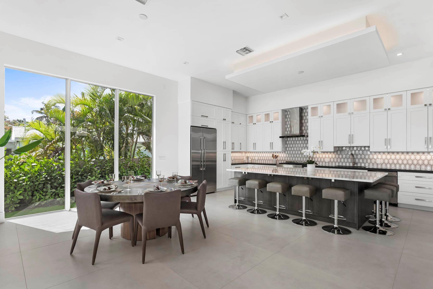 337 S Swinton Avenue