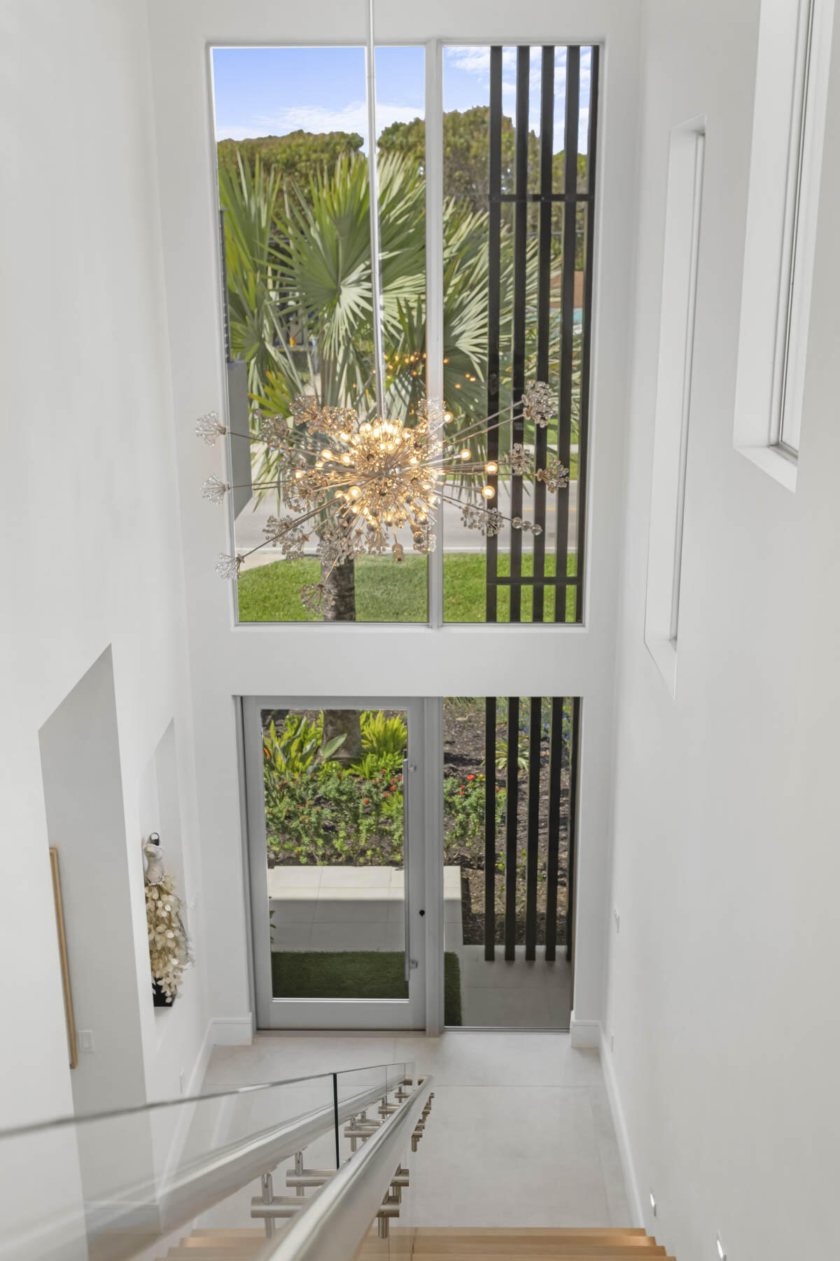 337 S Swinton Avenue