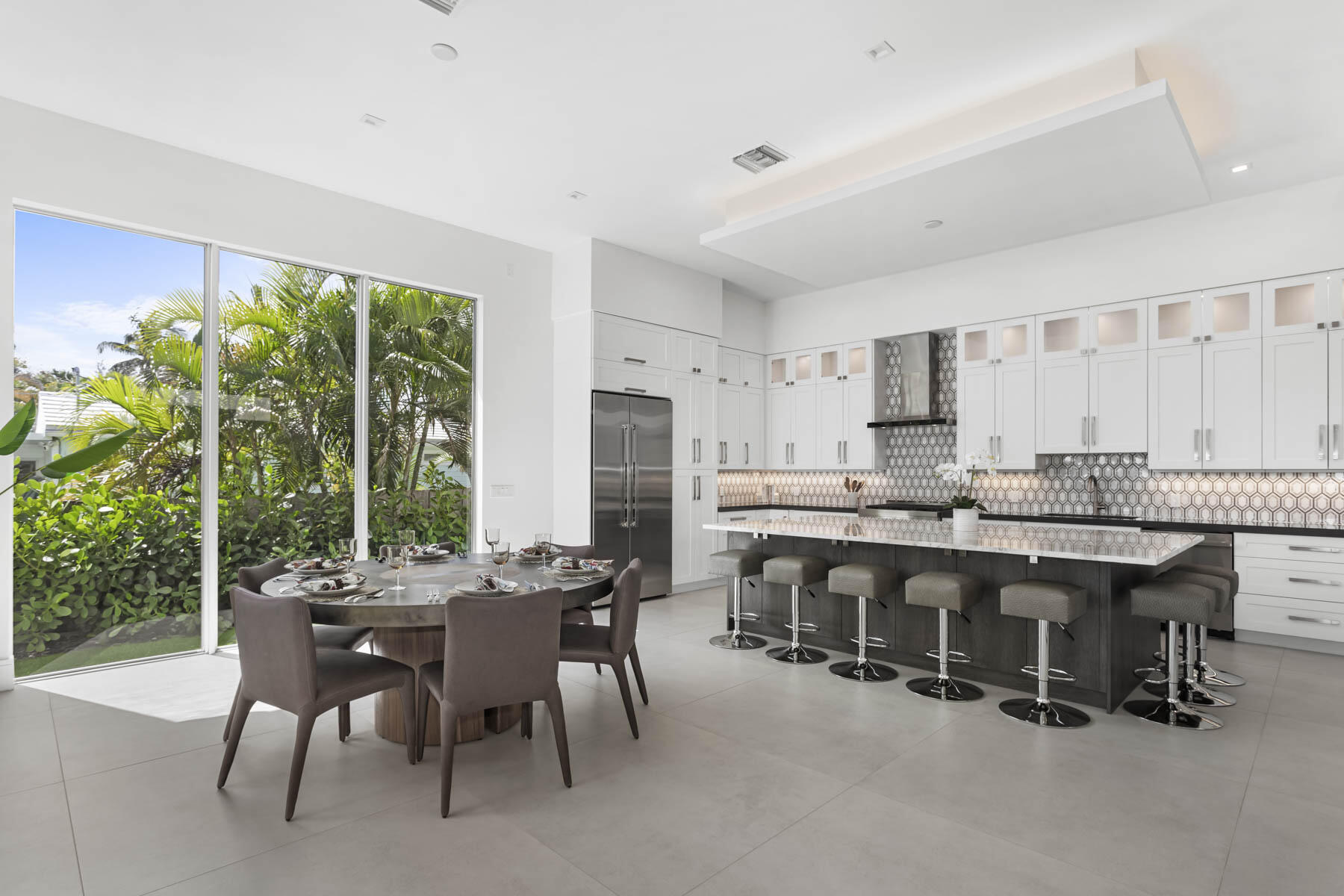 337 S Swinton Avenue