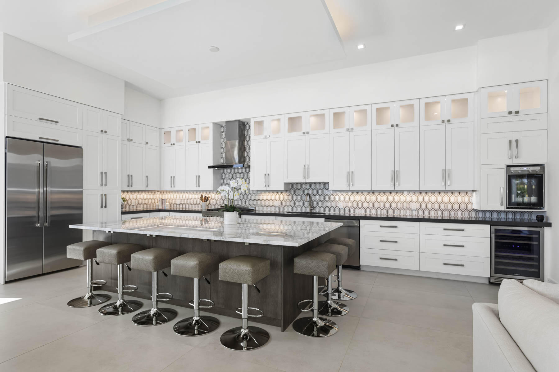 337 S Swinton Avenue