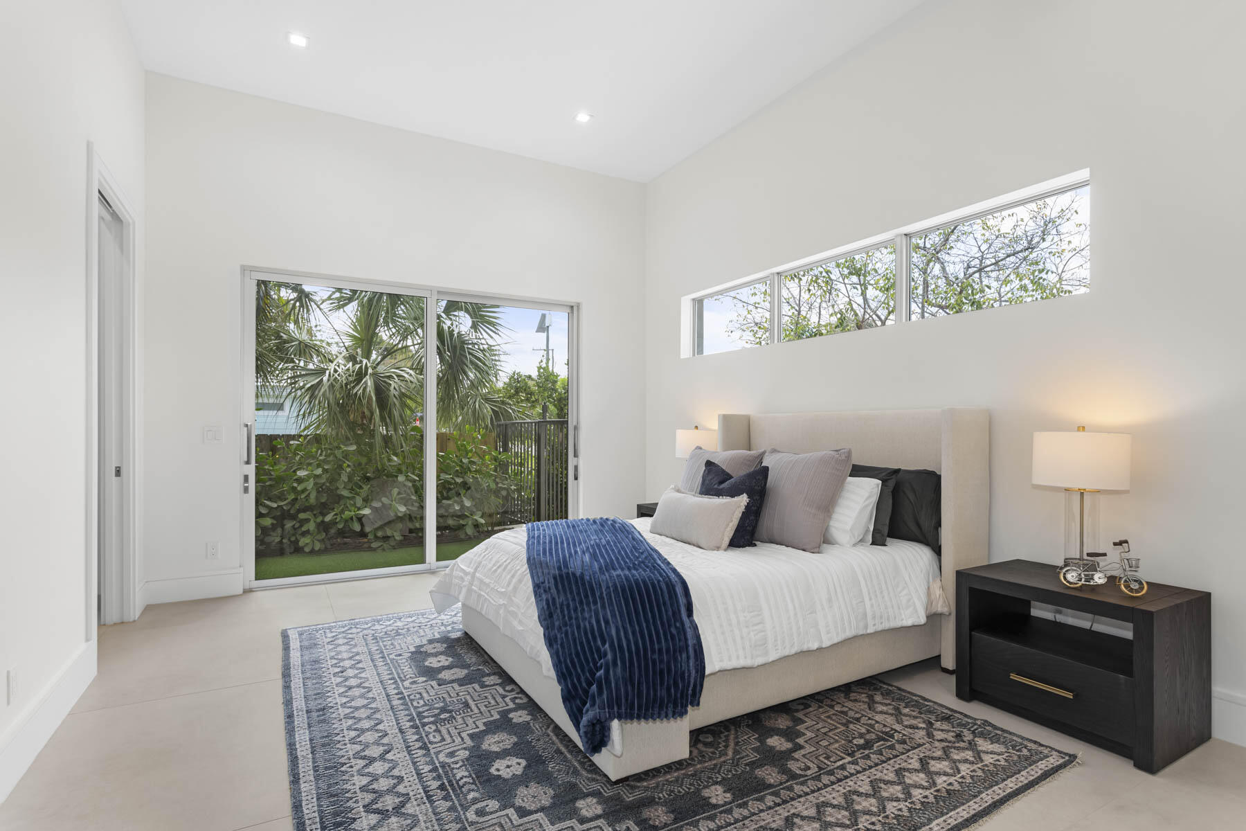 337 S Swinton Avenue