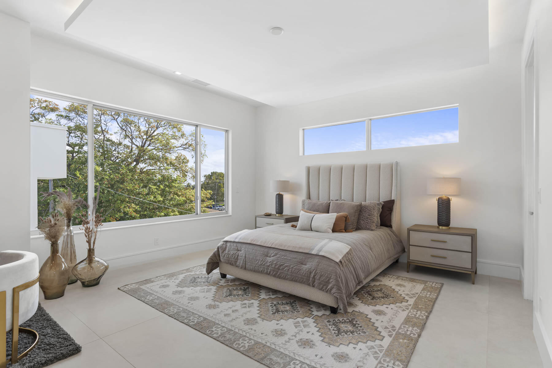 337 S Swinton Avenue