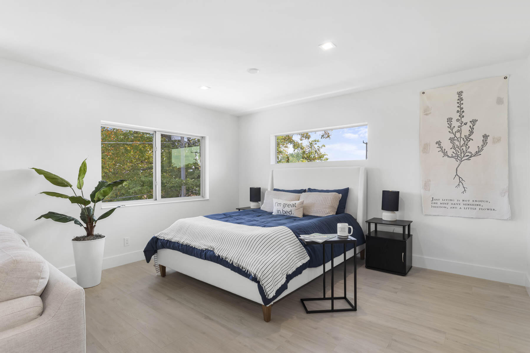 337 S Swinton Avenue