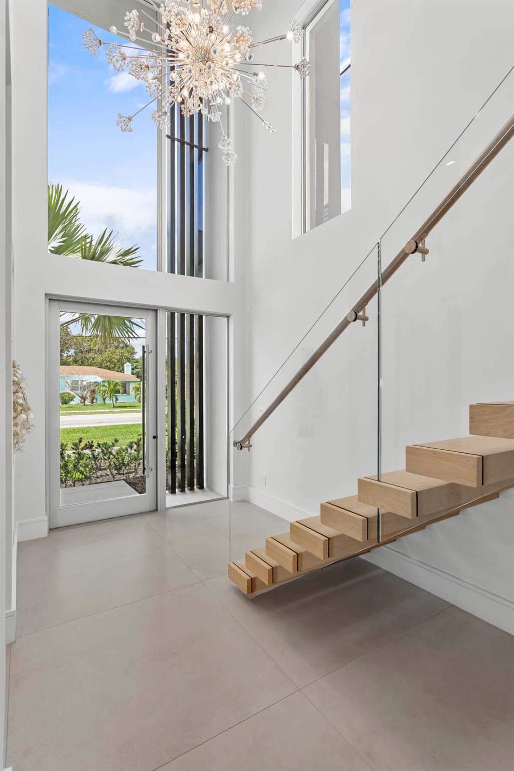 337 S Swinton Avenue