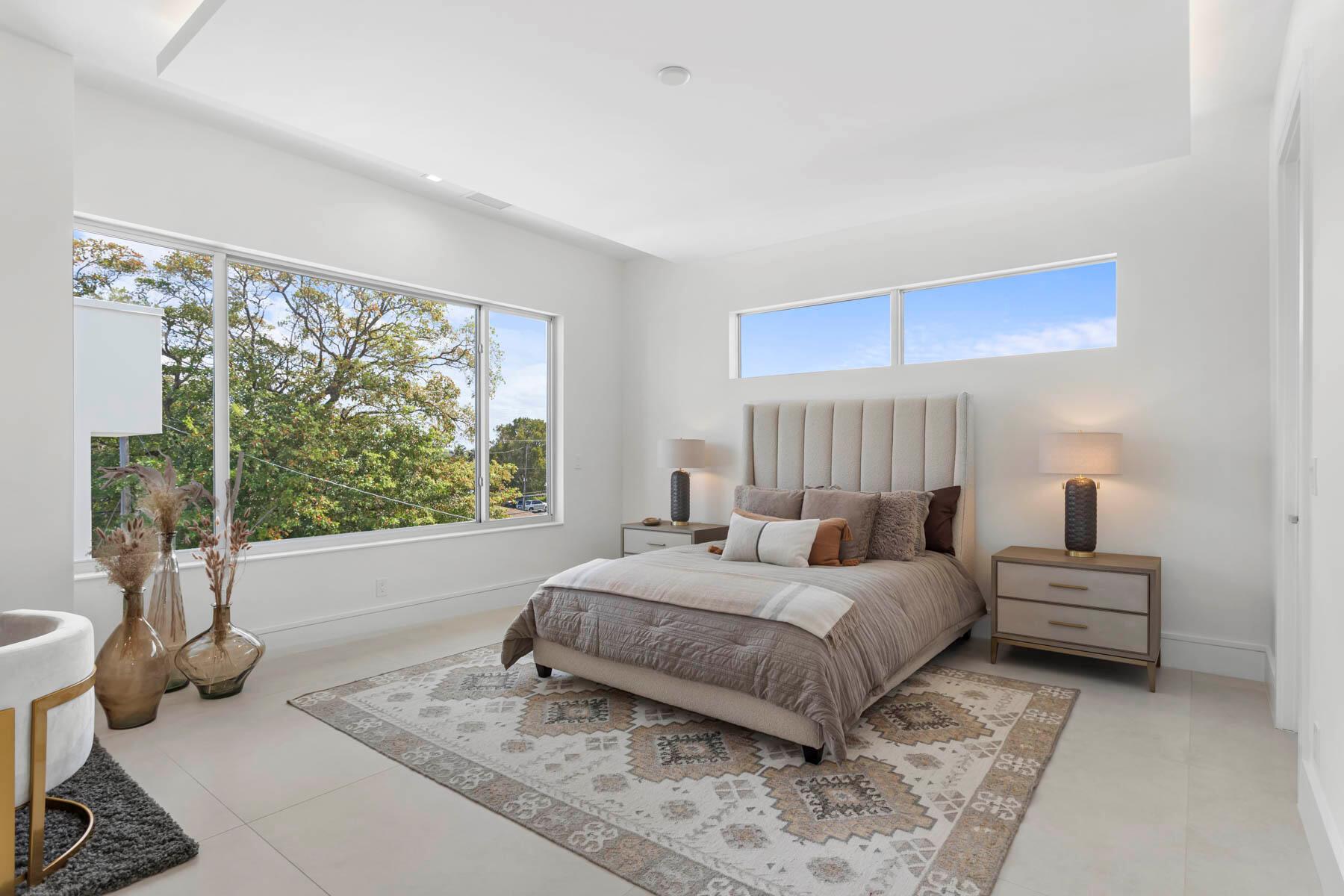 337 S Swinton Avenue