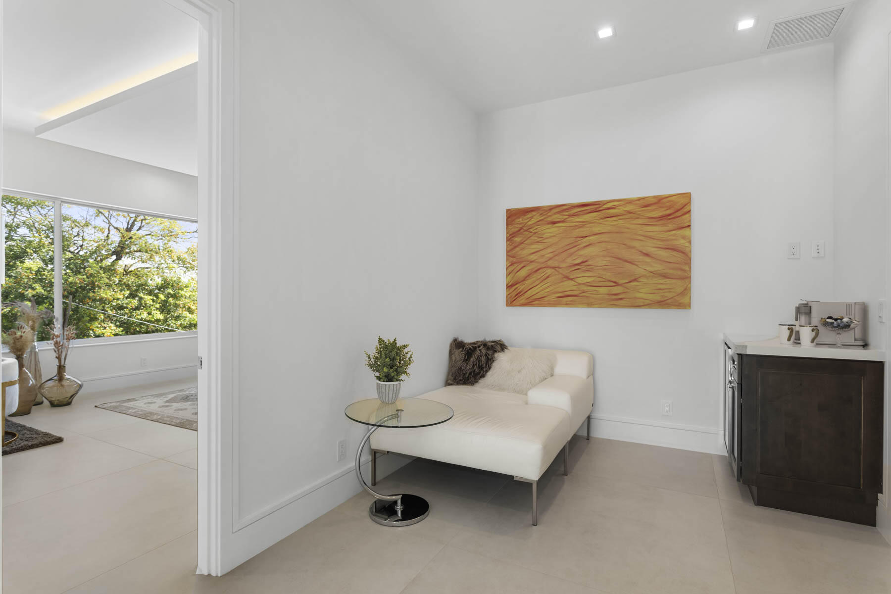 337 S Swinton Avenue