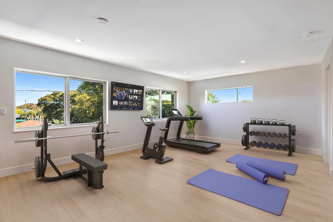 337 S Swinton Avenue