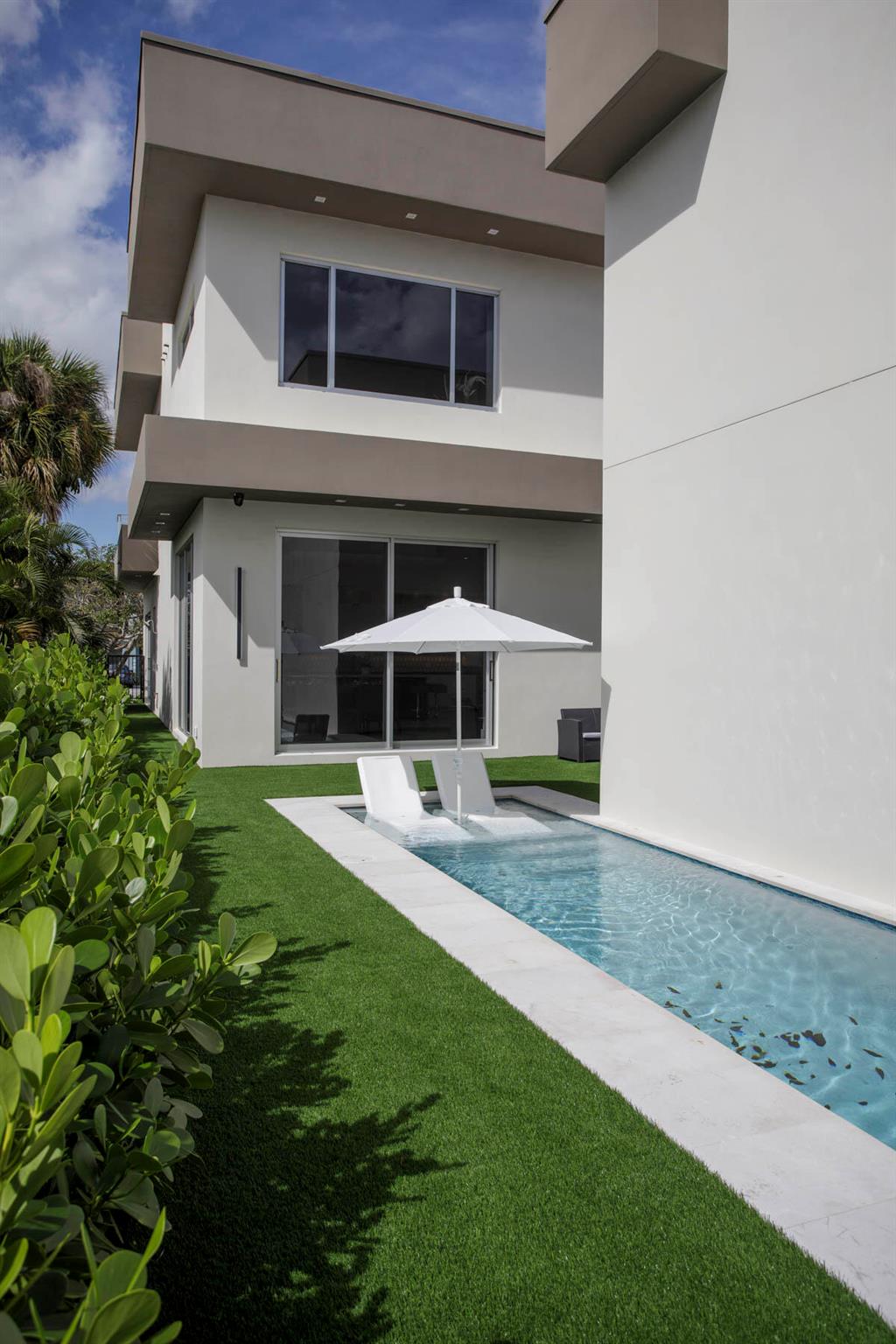 337 S Swinton Avenue