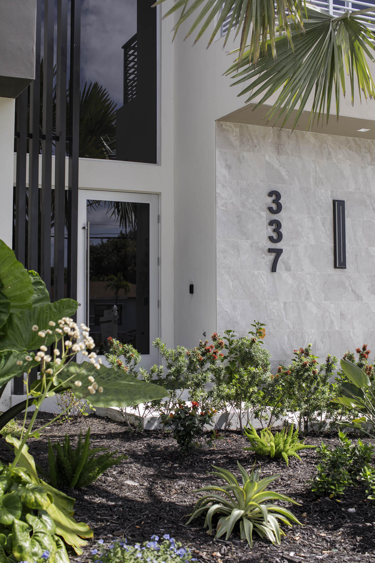 337 S Swinton Avenue