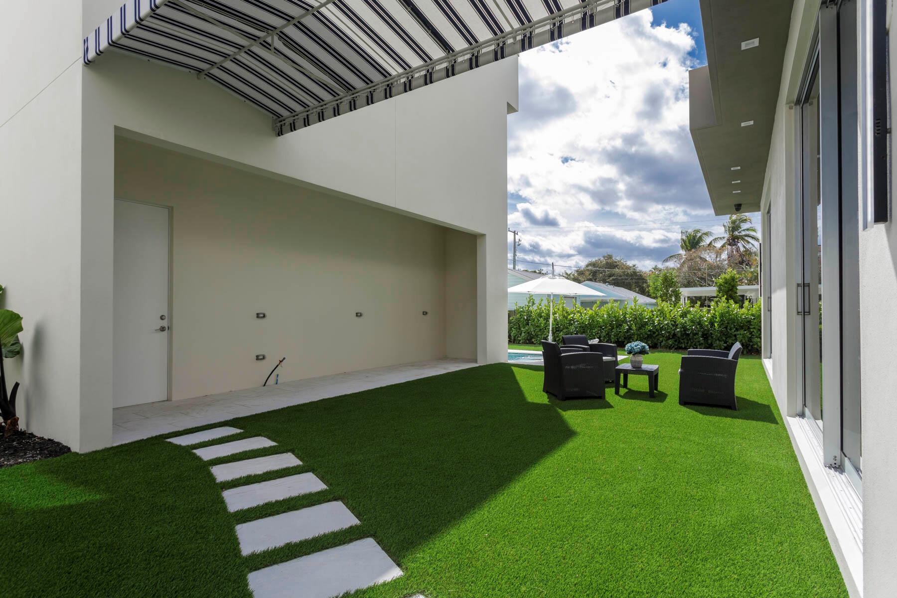 337 S Swinton Avenue