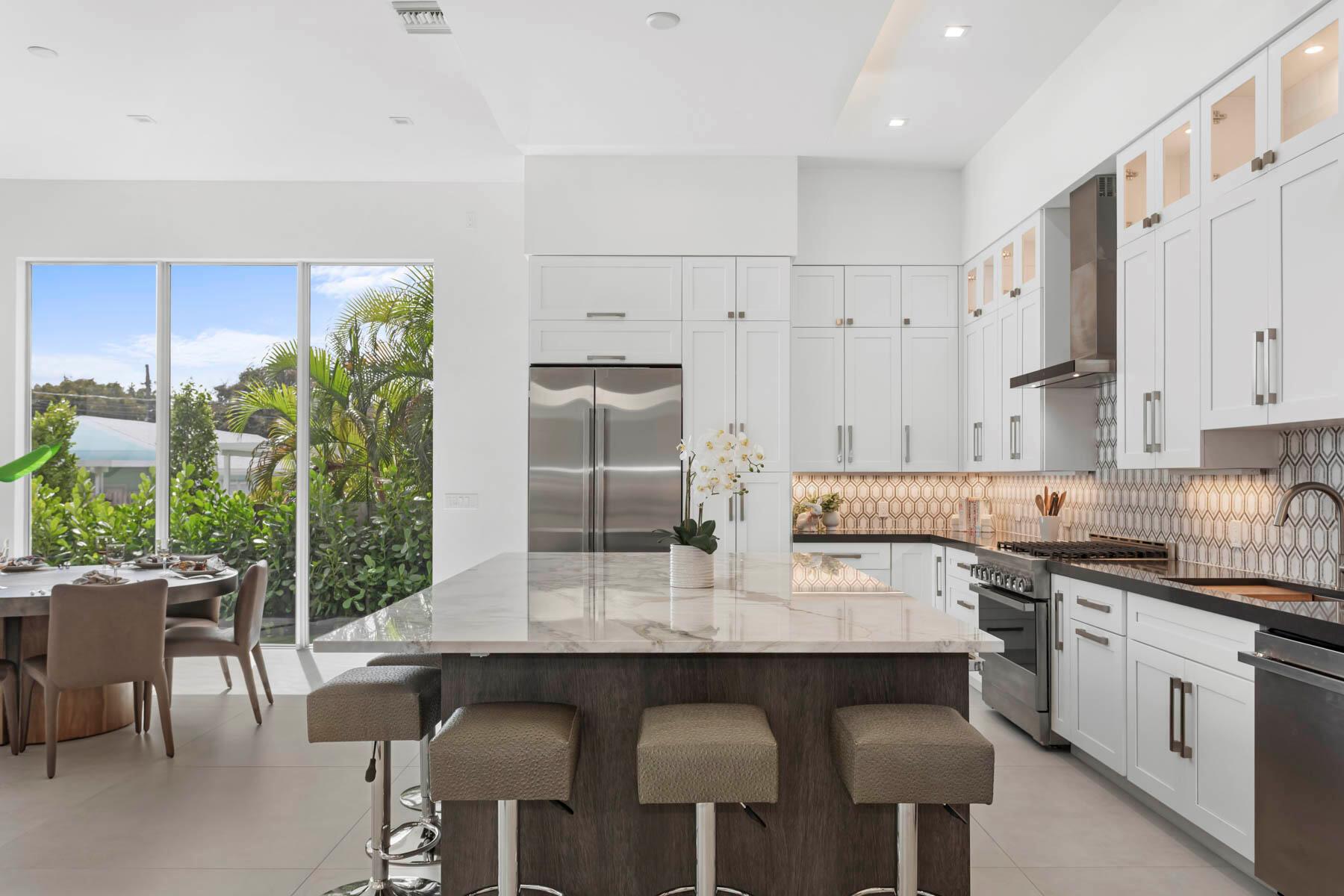 337 S Swinton Avenue