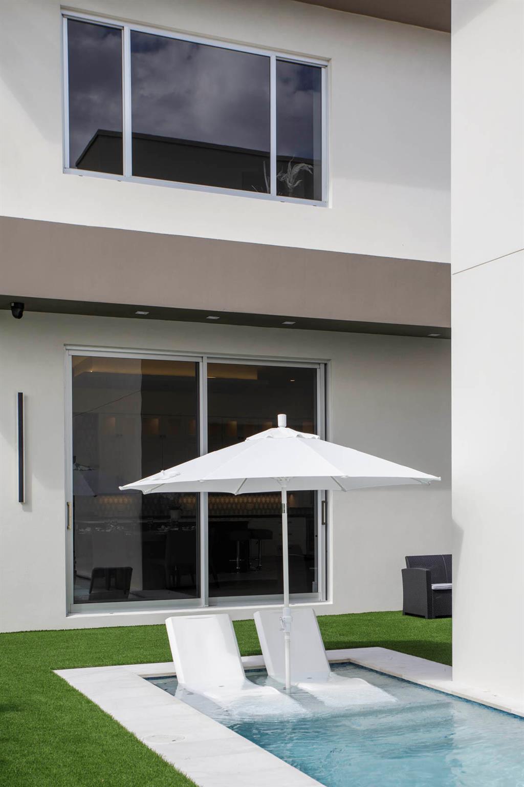 337 S Swinton Avenue