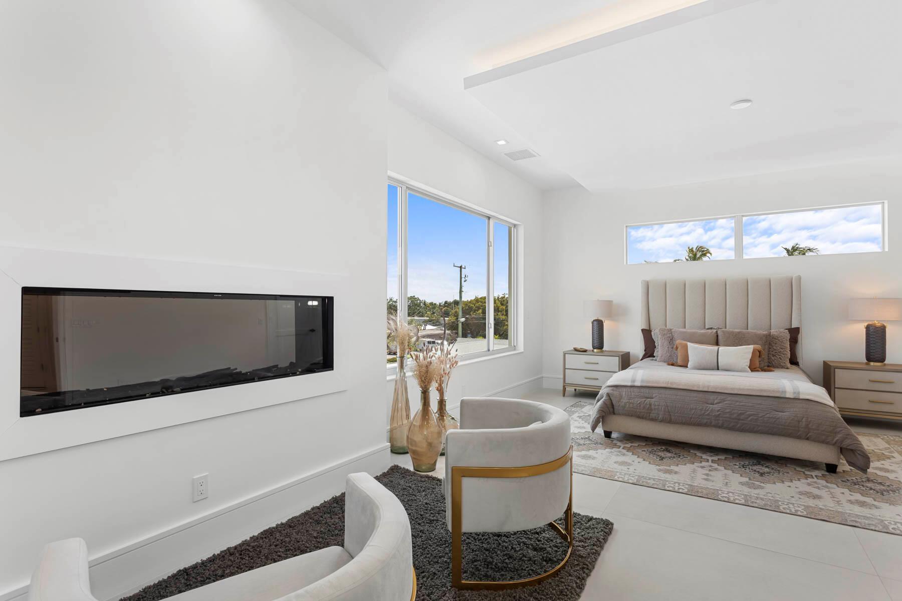 337 S Swinton Avenue