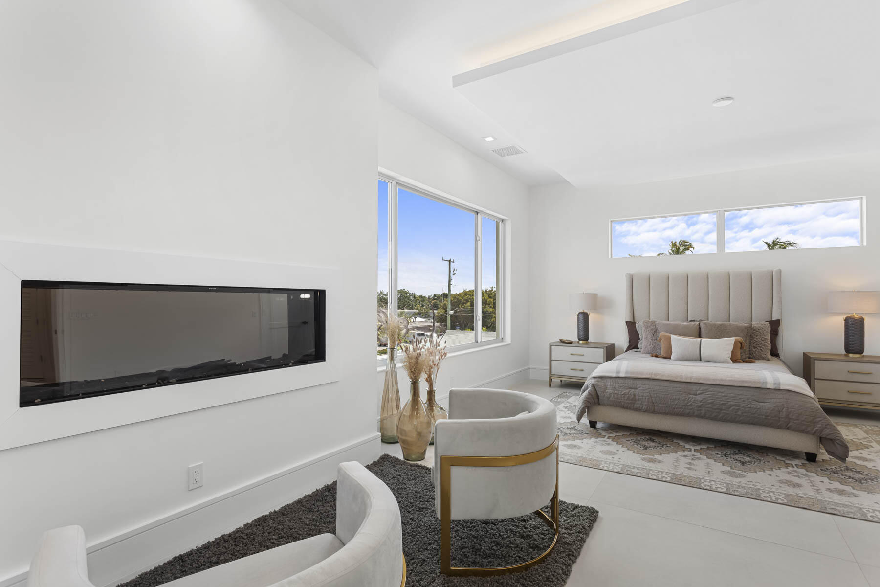 337 S Swinton Avenue