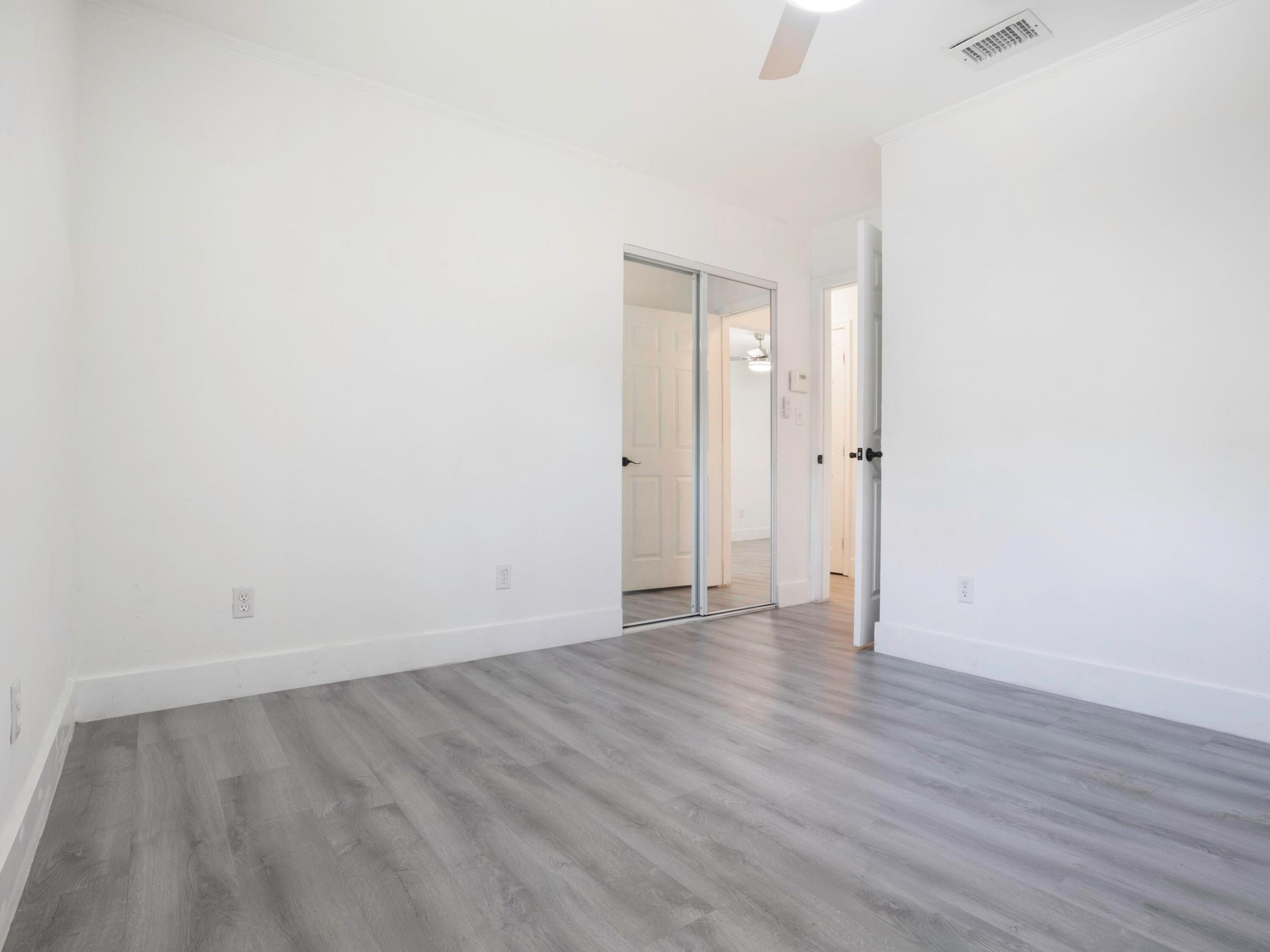 231 N Seacrest Circle