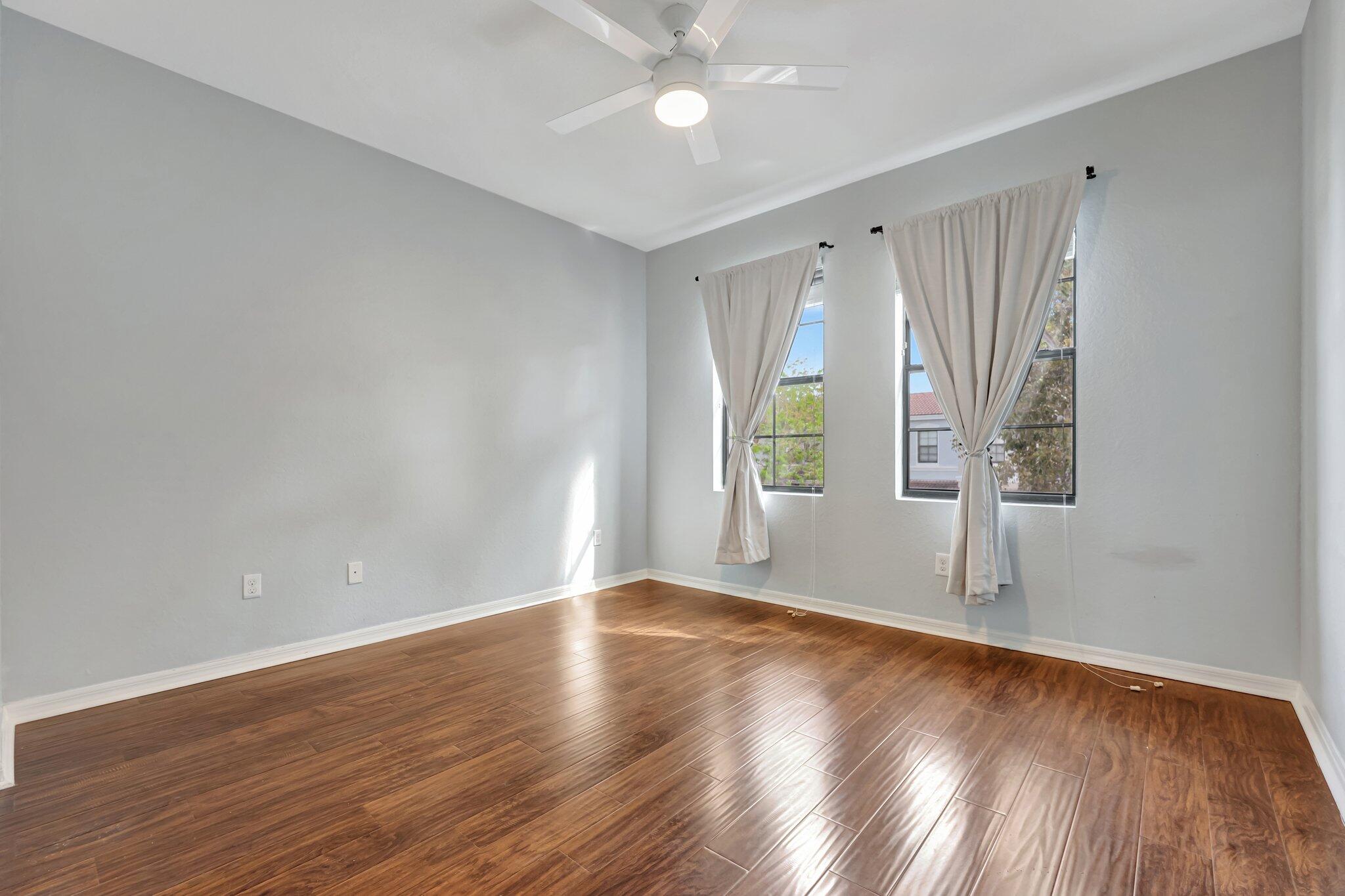 154 W Astor Circle