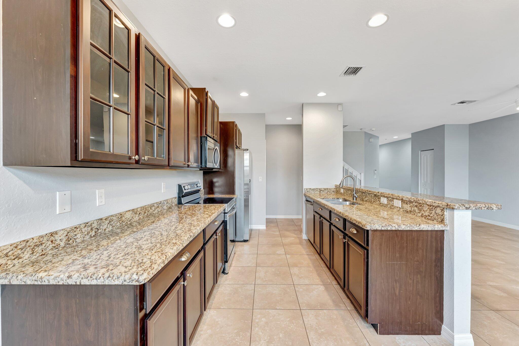 154 W Astor Circle