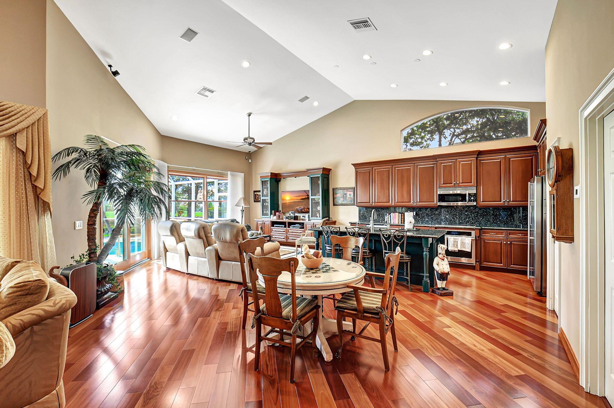 7752 Bridlington Drive