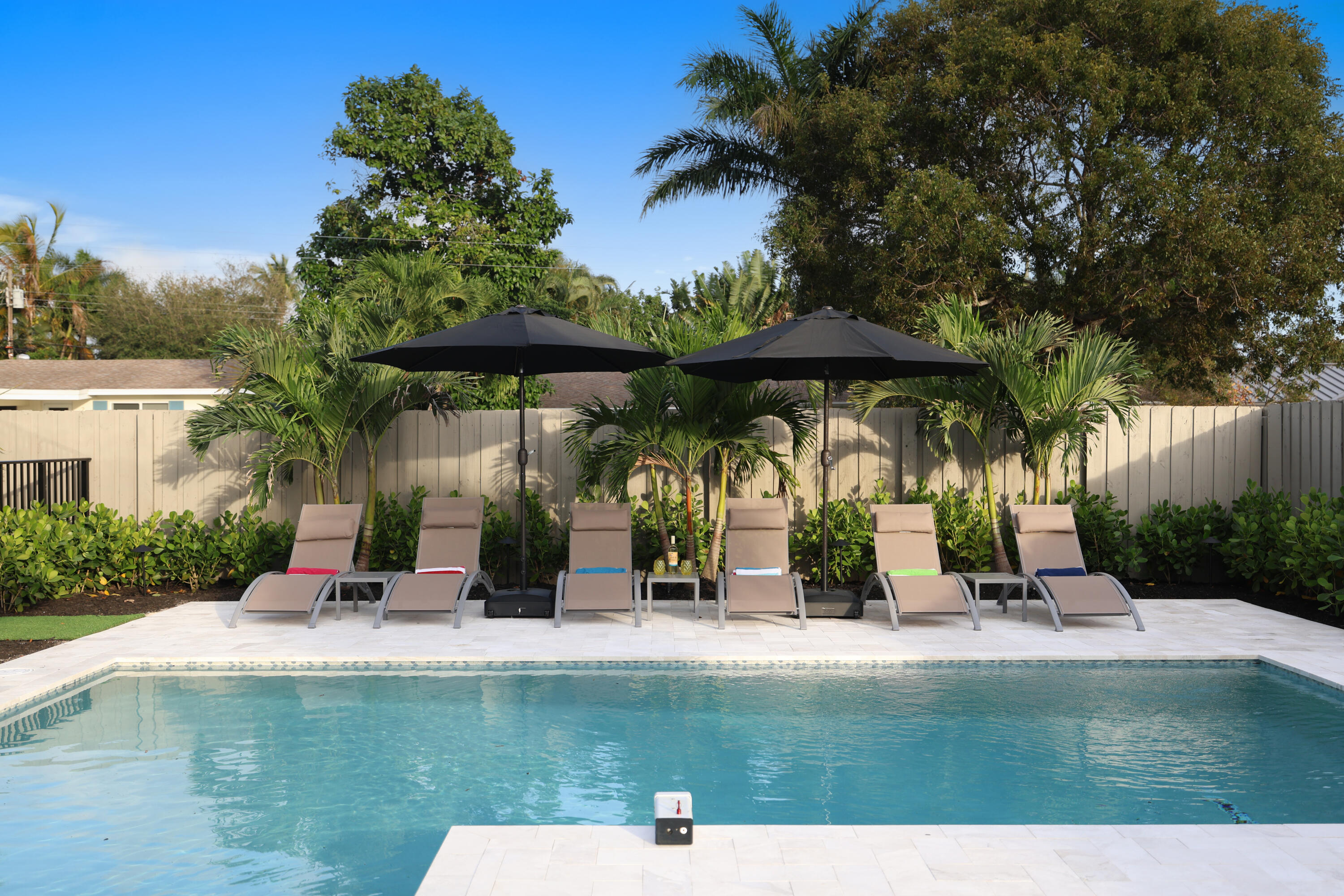 702 SW 27th Terrace