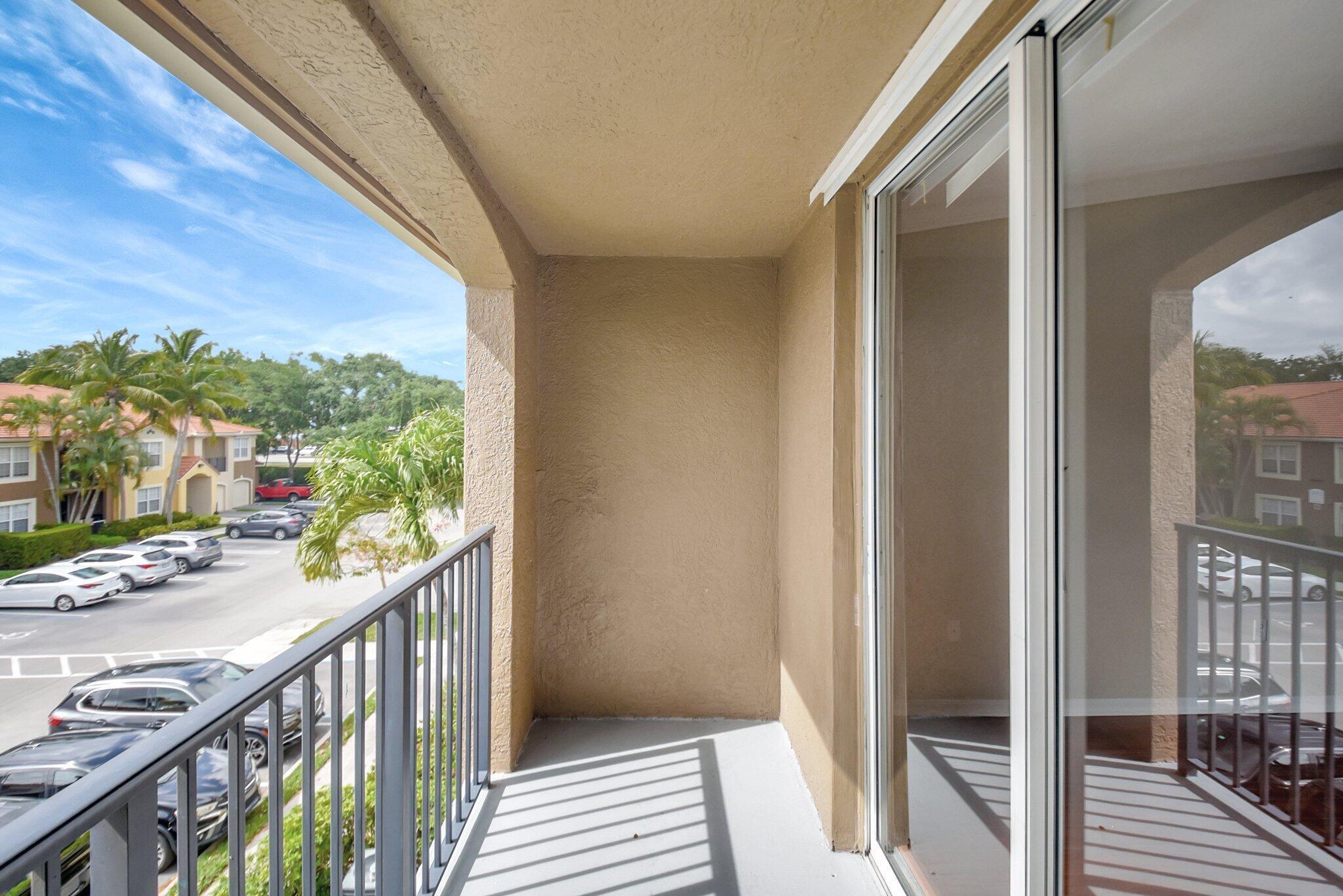 15035 Michelangelo Boulevard 305