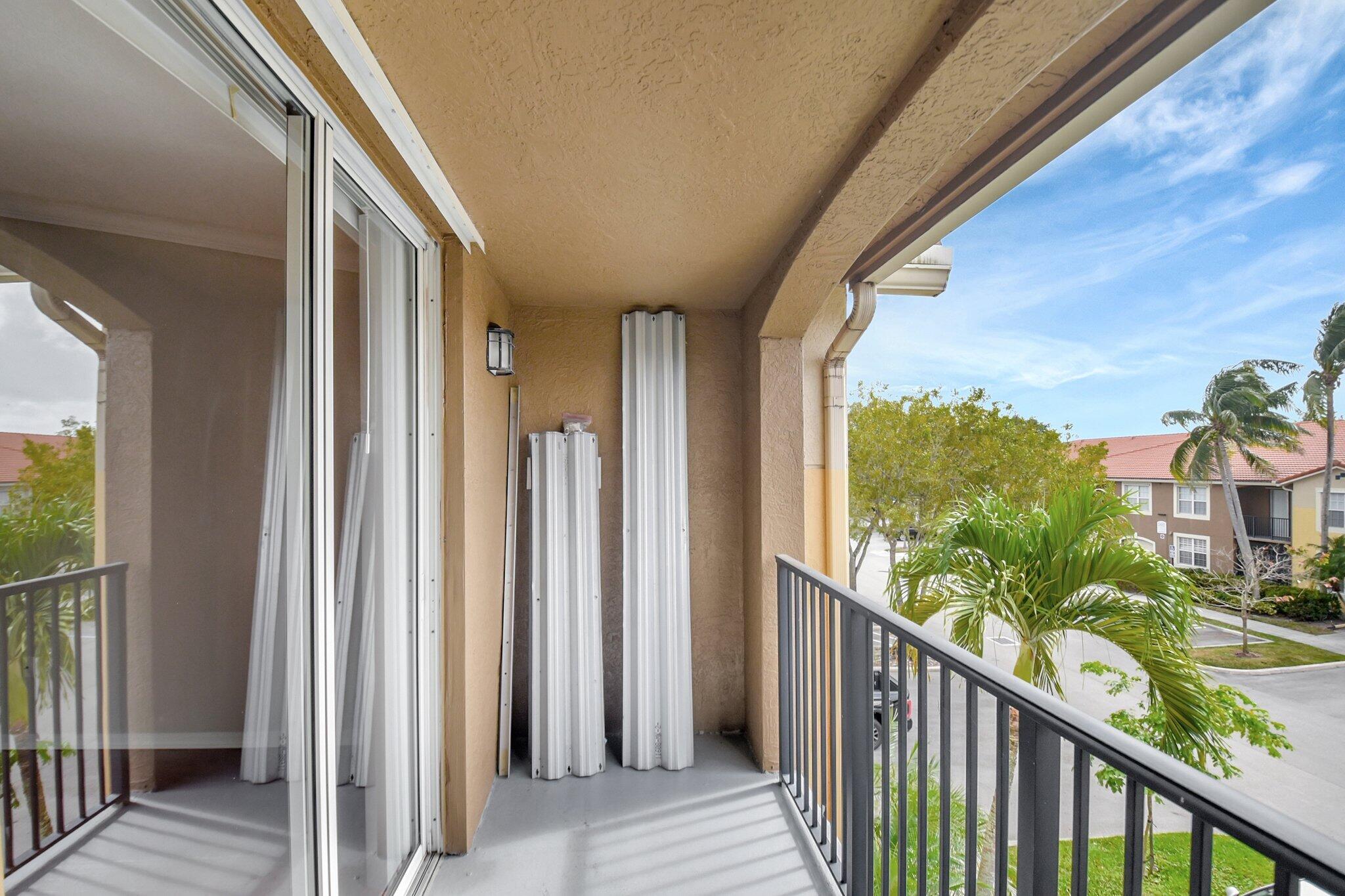 15035 Michelangelo Boulevard 305