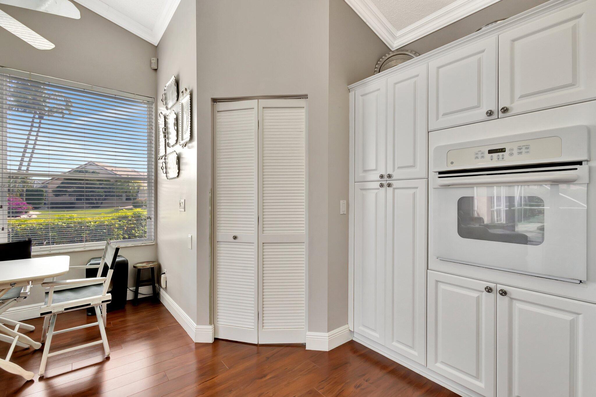 7743 Bridlington Drive