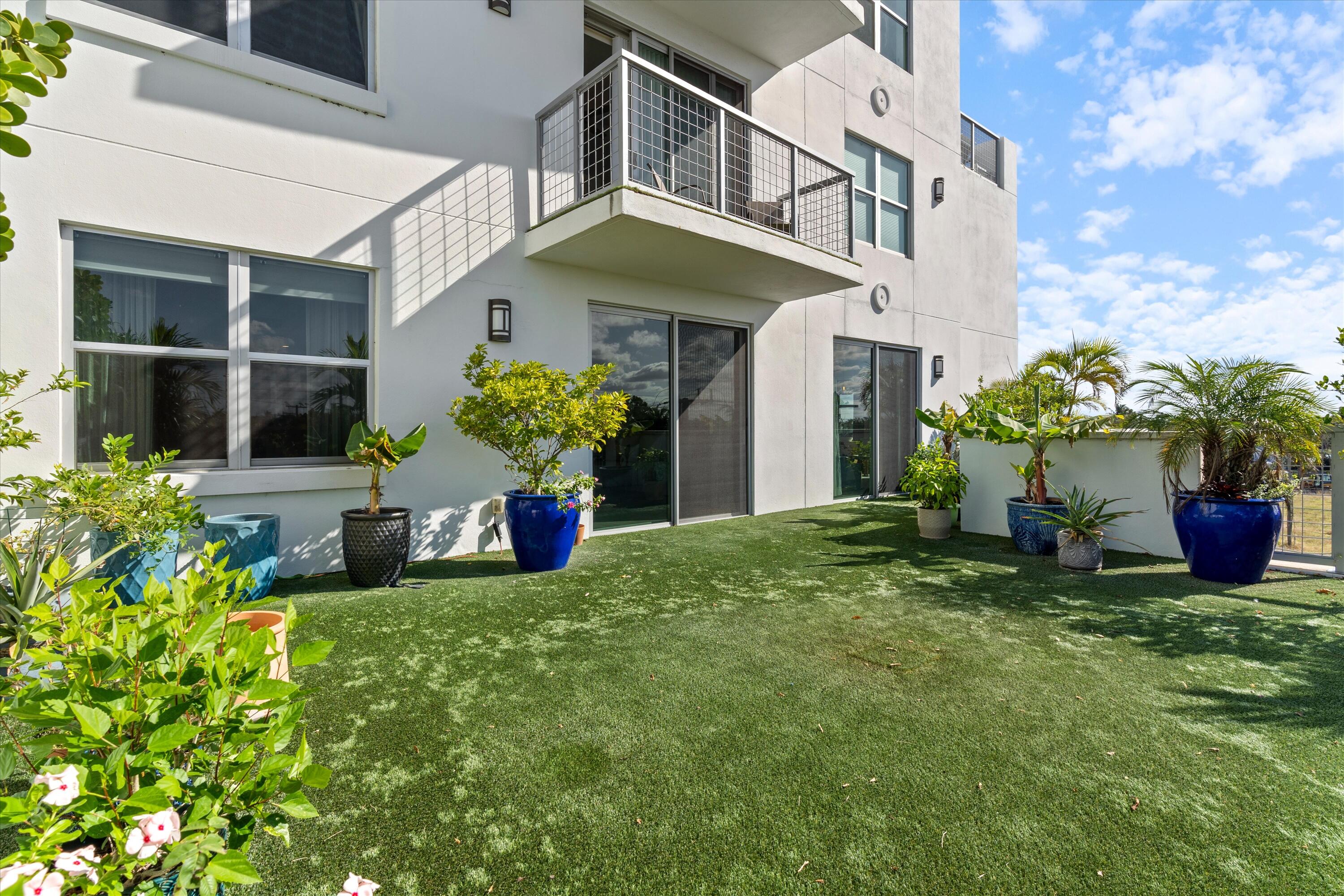 236 Se Fifth Avenue 212