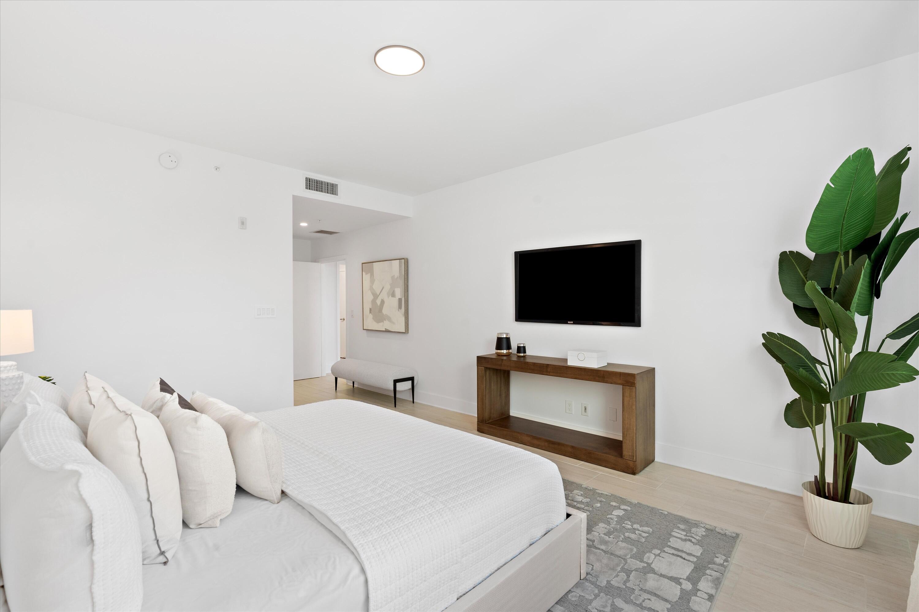 236 Se Fifth Avenue 212