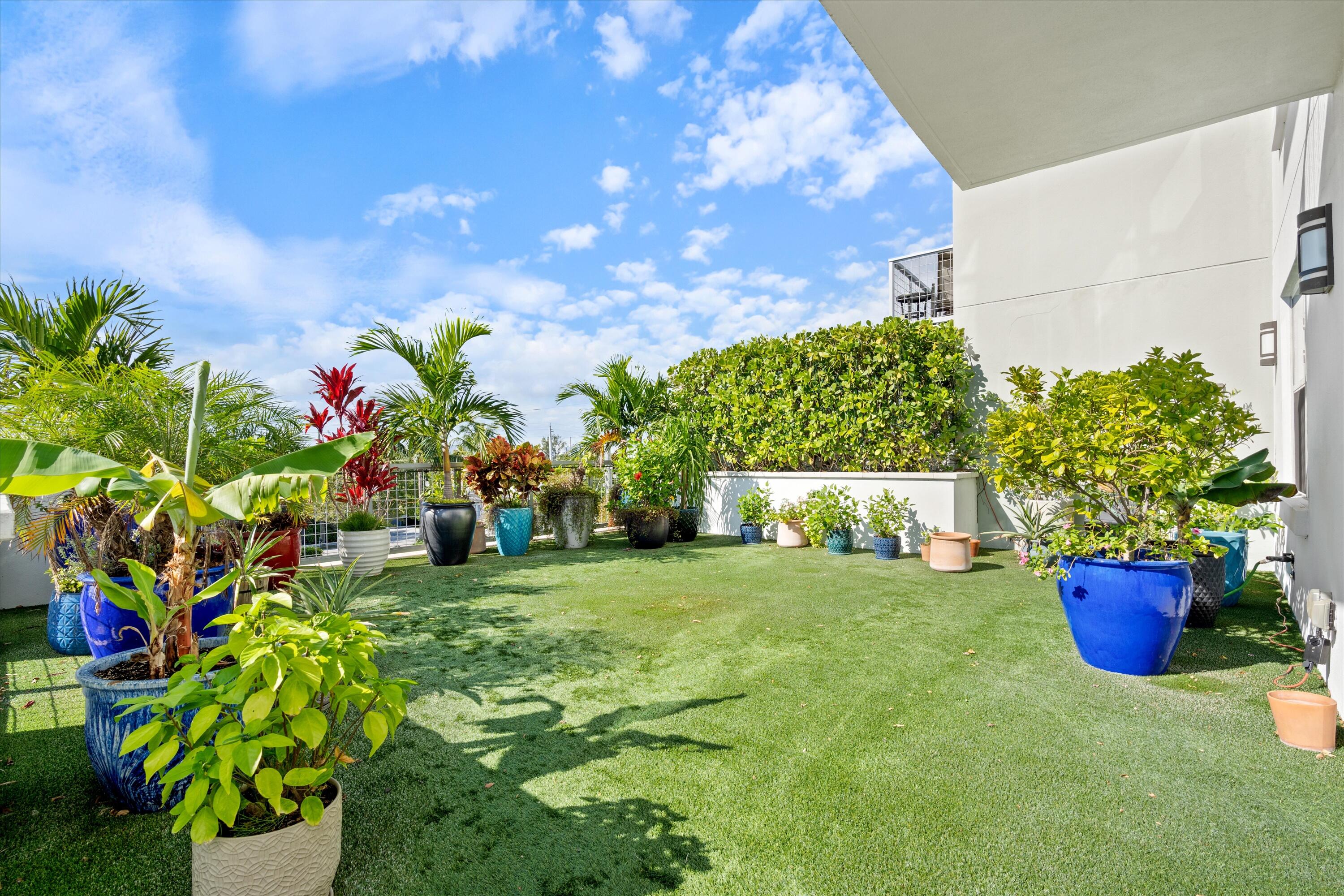 236 Se Fifth Avenue 212