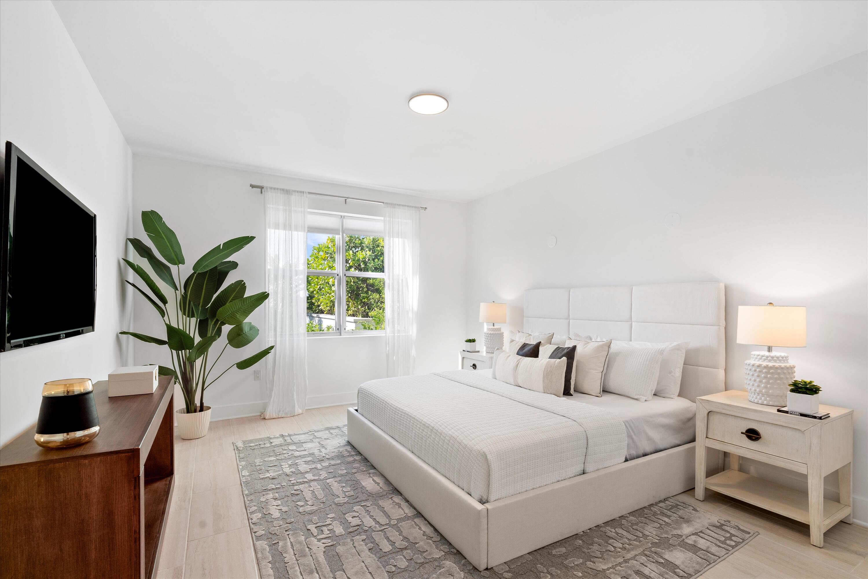 236 Se Fifth Avenue 212