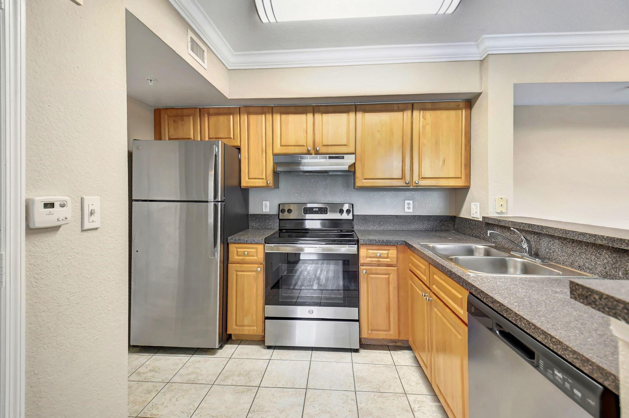 15075 Michelangelo Boulevard 204