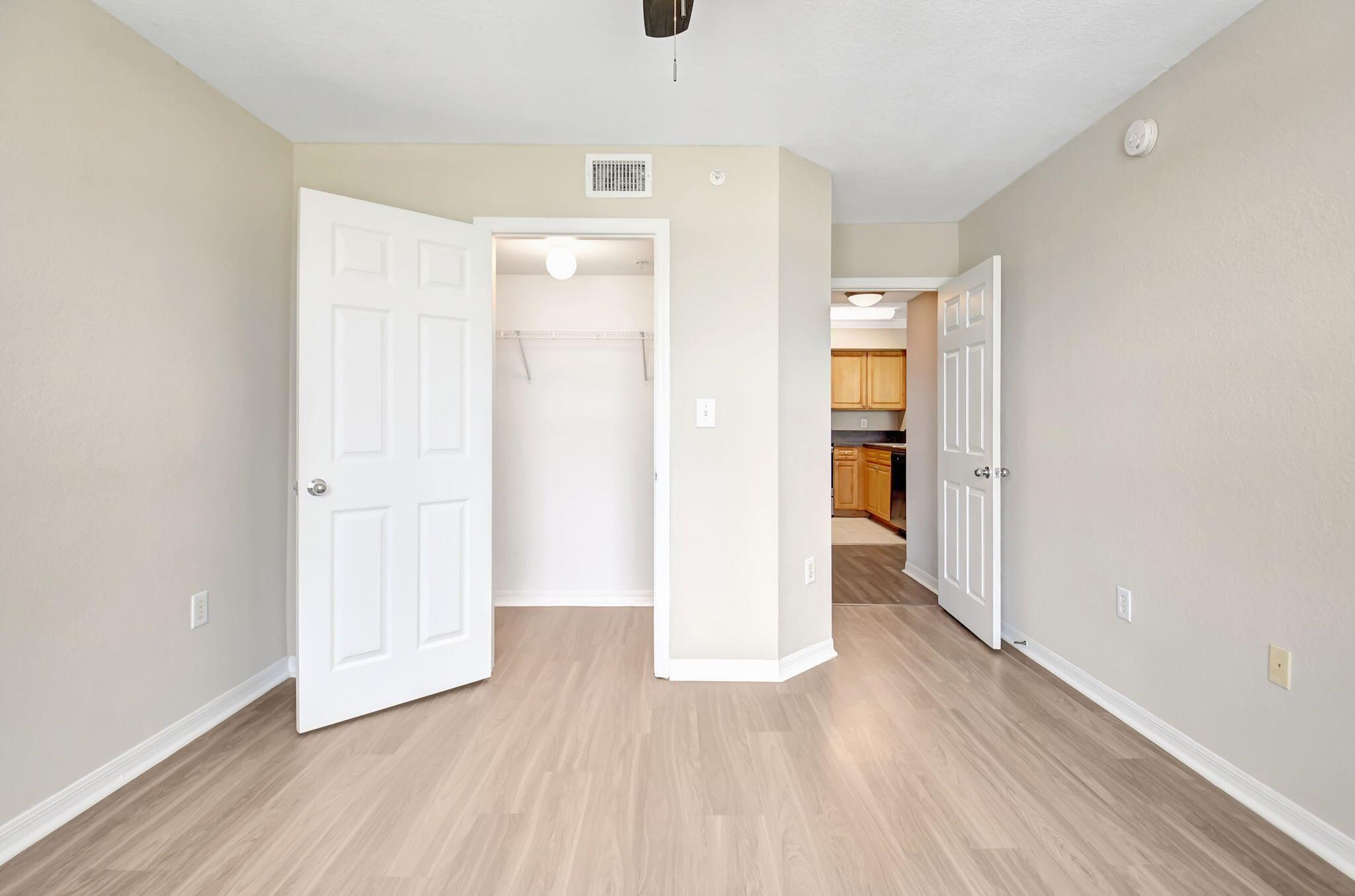 15075 Michelangelo Boulevard 204