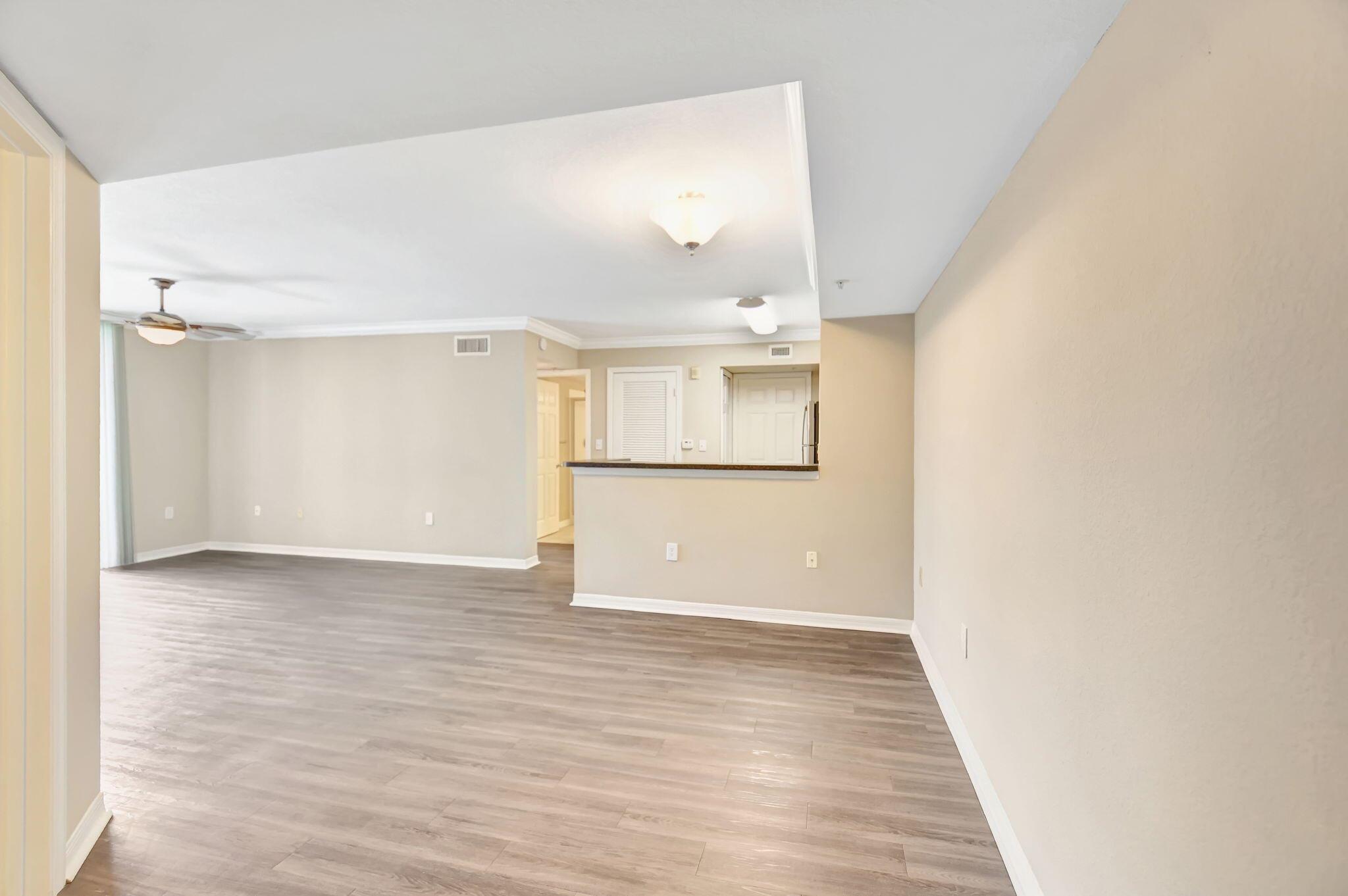 15075 Michelangelo Boulevard 204