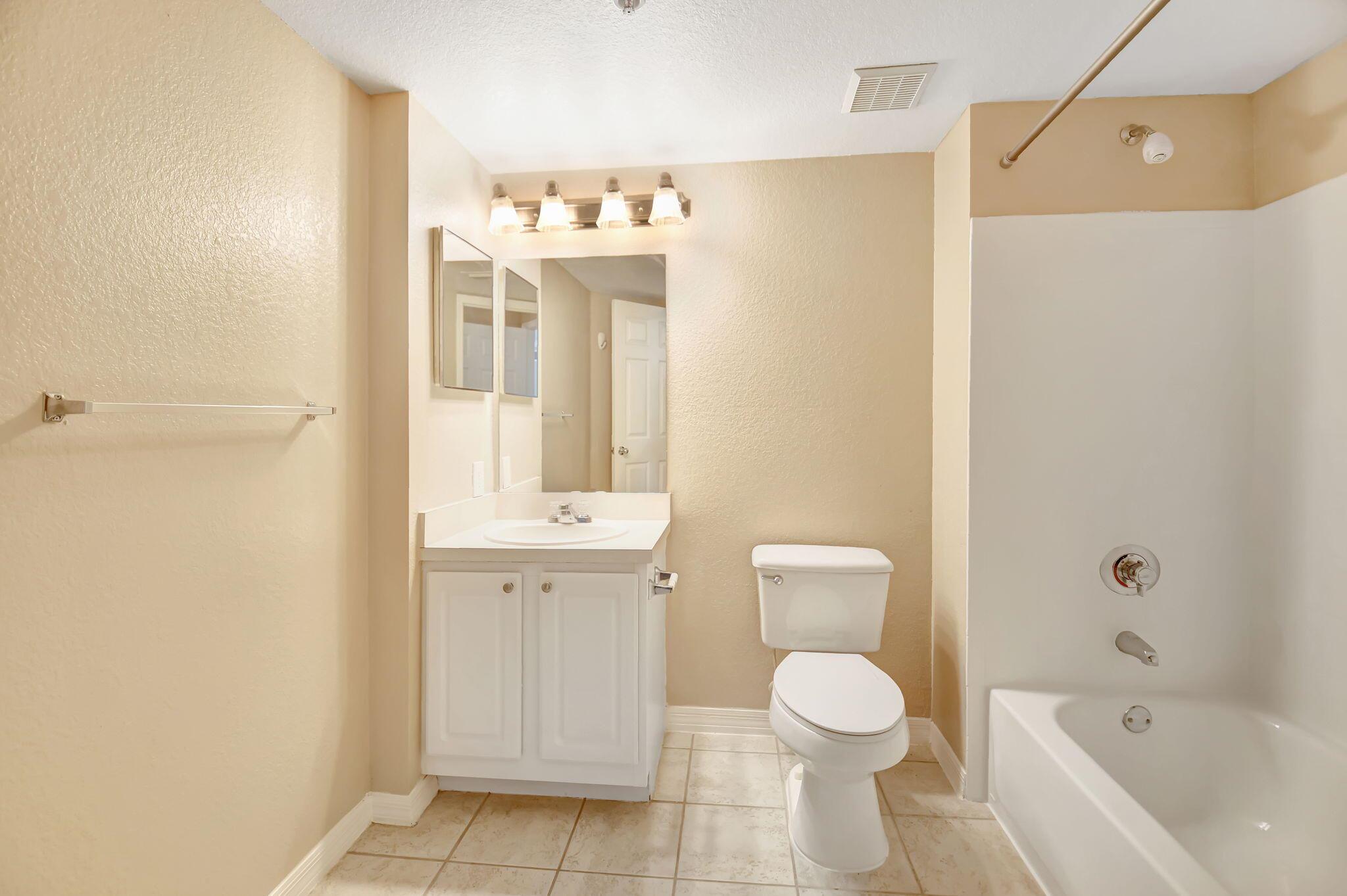 15075 Michelangelo Boulevard 204