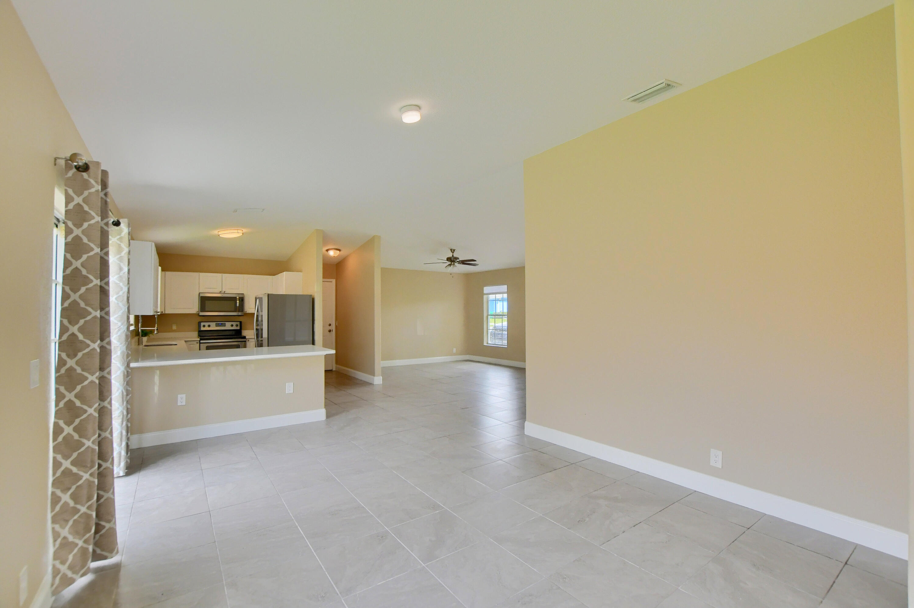 102 SW 13th Avenue