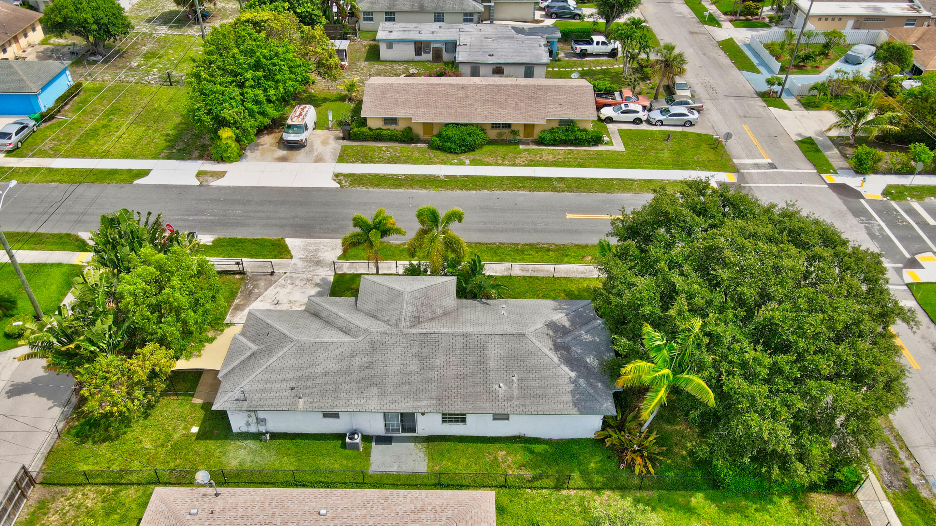 102 SW 13th Avenue