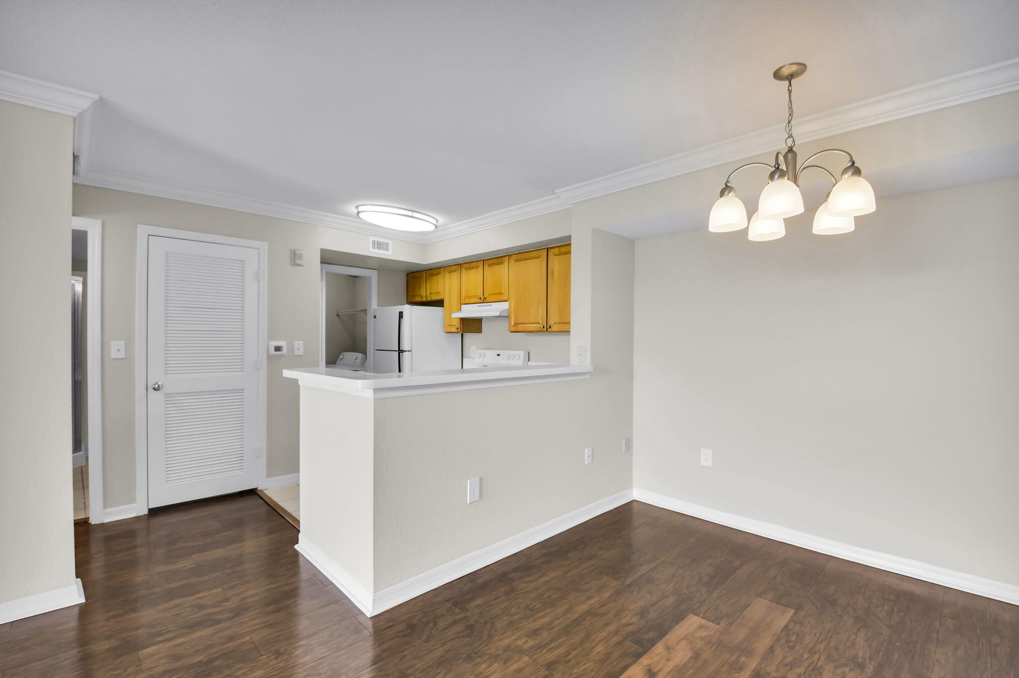 15185 Michelangelo Boulevard 204